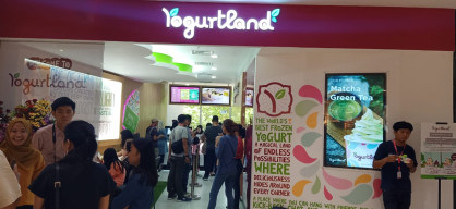 Yogurtland Kini Hadir di Tunjungan Plaza.