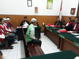 Paman Biadab Yang Perkosa Ponakan Dibawa Umur, Divonis 7 Tahun Penjara.