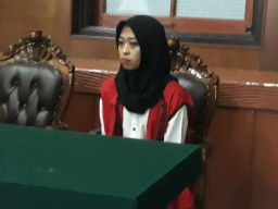 Miliki 10 Butir Ekstasi, Gadis Manis Ini Dituntut 9 Tahun Penjara.