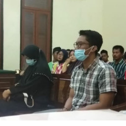 Divonis Masing-Masing 4 Bulan, Ivan Septian Guru Renang Koni dan Ayu Citra Tidak Menyesal. 