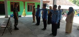 Tanamkan Kedisiplinan, Babinsa Rembang Latih PBB Perangkat Desa