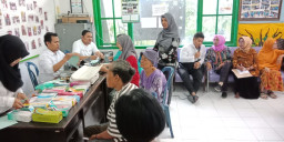 Rumah Sehat Masyarakat, Gelar Pengobatan Gratis.