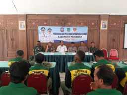 Koramil 05/Grati Kodim 0819/Pasuruan, Gelar Pelatihan PBB dan Wasbang Pada Anggota Linmas.