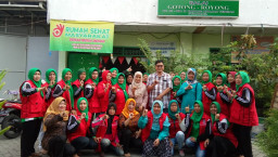 Cegah Demam Berdarah, Lurah Kupang Krajan Blusukan ke Kamar Mandi Warga.