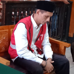 Pria Konyol Pembakar Istri Sendiri, Divonis 7 Tahun Penjara.