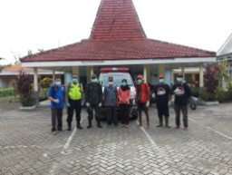Pemdes Kedungbembem Bersama Forkopimka Mantup Lamongan, Siap Putus Penularan Covid 19.