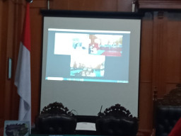 Nyamar Jadi Polisi Bawa Pistol Mainan, 2 Preman Ini Rampas Motor.