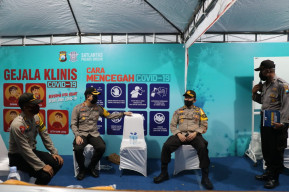 Berlaku PSBB, Kapolres Gresik Pimpin Patroli Berskala Besar.