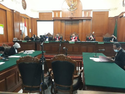 Edarkan Pil Ekstasi, Deni Aditya Pratama Dituntut 9 Tahun Penjara.