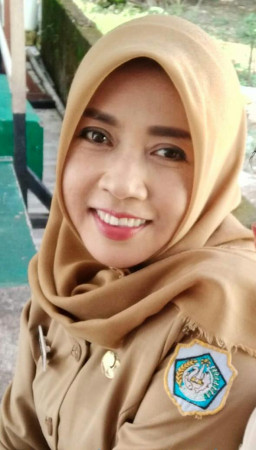 Familiar di Kalangan Awak Media, Kades Perempuan Ini Terkenal Tegas dan Gak Neko-Neko.