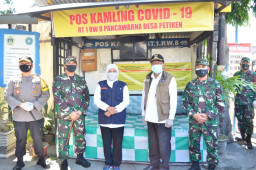 Persiapan New Normal, Kapolres Gresik Bersama Forkopimda Jatim Tinjau Kampung Tangguh Semeru Desa Patiken.