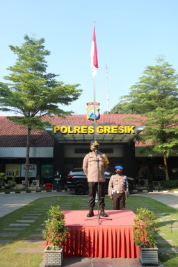 Pimpin Apel Jam Pimpinan, Kapolres Gresik Sampaikan Program Kerja "Resik" 