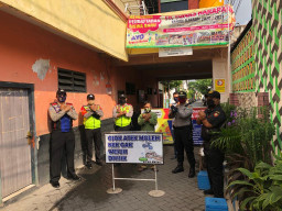 Polsek Sawahan Gencar Kunjungi Posko Kampung Tangguh.