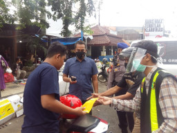 Polres Gresik Intensifkan Sosialisasi Transisi New Normal.