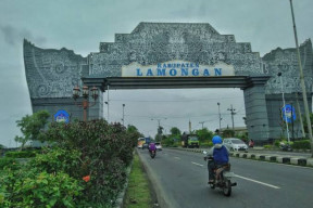 Gapura Lamongan Berdiri di Wilayahnya, Ini Yang Dipersoalkan.