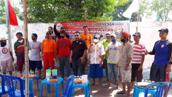 Giat Kemerdekaan RI ke 75. Garad Kerjasama Dengan Warga Bratang Tangkis Pdam "Bersih-Bersih Kali".