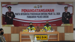 Polres Gresik Gelar Pakta Integritas Dan Pengambilan Sumpah Penerimaan Bintara 2020, Secara Virtual.
