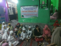 Peringati 10 Muharam 1442h, Jamaah Al Kausar Simo Gunung Baru Jaya Santuni Anak Yatim.