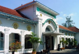 PN. Surabaya Kembali Berduka, 1 Hakim Meninggal Dunia Diduga Terpapar Covid 19.