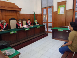Ranjau Sabu 50 Gram dan 100 Butir Pil Ekstacy Diupah 1 Juta, "Kurir" Daniswara Dituntut 8 Tahun Penjara. 