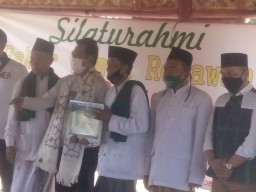 Gelar Silahturahim Dengan Tim Relawan Gresik Selatan, Ini Pesan Cabup M. Qosim.