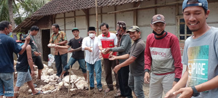 Bila Dipercaya Memegang Amanah, Cabup Blitar Riyanto Akan Perhatikan Warga Miskin.