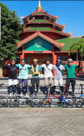 Tempuh 100 Km, Gobar Troy Surabaya Finish di Masjid Cengho Pandaan.
