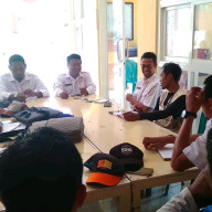 Energik dan Merakyat, Ini Secuil Tentang Kades Gunungteguh Abdul Haris.