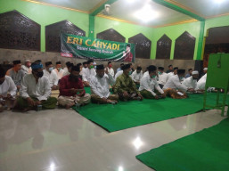 RGER "Nglalap Berkah" Semoga Erji Berkah Bagi Surabaya.