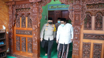 Ciptakan Situasi Kondusif, Kapolres Gresik Silahturahmi ke Pengurus Ponpes Nur Muhammad.