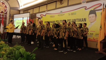 Tingkatkan Kepekaan dan Kemampuan Kader, DPD II Golkar Gelar Pendidikan Politik dan Pelantikan AMPG DAN KPPG Surabaya. 