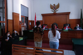 Tusuk Mantan Tunangan Pakai Gunting, Fani Wahyudi Diadili.
