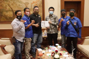 Calon Pengurus DPD PJI - Demokrasi Gelar Audiensi Dengan Wakil Gubernur Jatim. Emil Dardak : "Mudah-mudahan Dapat Bersinergi Karena Terbantu Adanya Rekan M