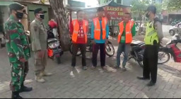 Operasi Yustisi dan Penegakan Prokes, Berbasis Komunitas di Kecamatan Balongpanggang.