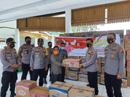 Bantuan Dari Polda Jatim dan Bhayangkari, Mendarat Tepat di Sasaran.