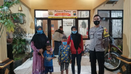 Polisi, Pertemukan Kembali Anak Dibawah Umur Yang Tersesat, Dengan Ibunya