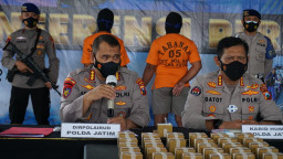 Penjual dan Pembeli 3 Ribu Bom Ikan Ini, di Bekuk Dit Polairud Polda Jatim