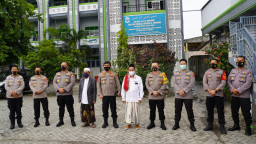Cegah Radikalisme, Tim Divisi Humas Polri Silahturahmi ke Ponpes Ushulul Hikmah Al Ibrohimi Gresik