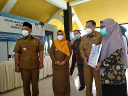 Program 99 Hari Gema Karya, Pemkab Gresik Berikan Sertifikasi Merk Dagang dan Halal Gratis Untuk UMKM
