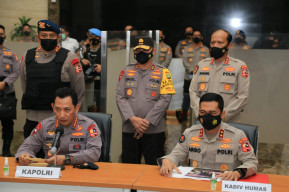 Kapolri: Pelaku Teror Simpatisan ISIS, Seorang Wanita Berinisial WA
