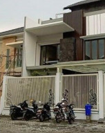Rumah "Mantan Bupati Gresik" Sambari, Disambangi KPK, 