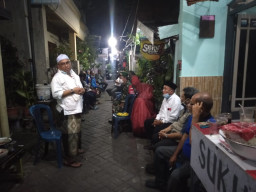 Camat Sawahan Tanggap Keinginan Walikota, Tiap Hari Keliling RW Petakan Masalah Wilayah
