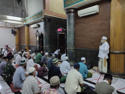 Camat Sawahan: Sambil Pantau Prokes Melalui Tarling, Kecepatan Penyelesaian Masalah Tetap no.1