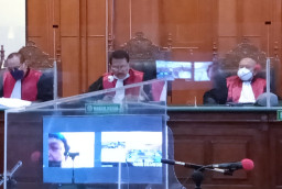 Demi Sekolahkan Anak, Tueb Jual Sabu