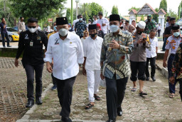 Kecam Pembakaran Kantor Desa, Ketua DPD RI minta Pelaku dan Motif di Ungkap