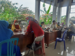 200 Warga Desa Wotansari, Terima Vaksin Pertama Di Balai Desa