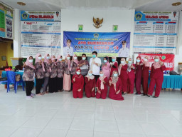 Perangkat Desa, Pedagang dan Wartawan, Ikuti Vaksinasi di Desa Bulangkulon