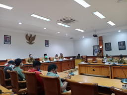 Akibat Pandemi Covid, Pilkades 180 Desa di Sampang, Resmi Ditunda Hingga Tahun 2025