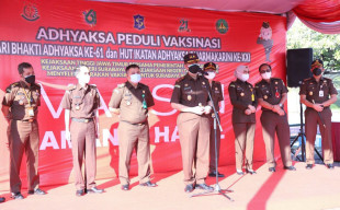 Vaksinasi Massal Dalam Rangka Hari Bhakti Adyaksa ke 61 dan HUT Iad ke 21