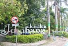 Proyek Alon-Alon Jombang, Disinyalir Srempet Pidana